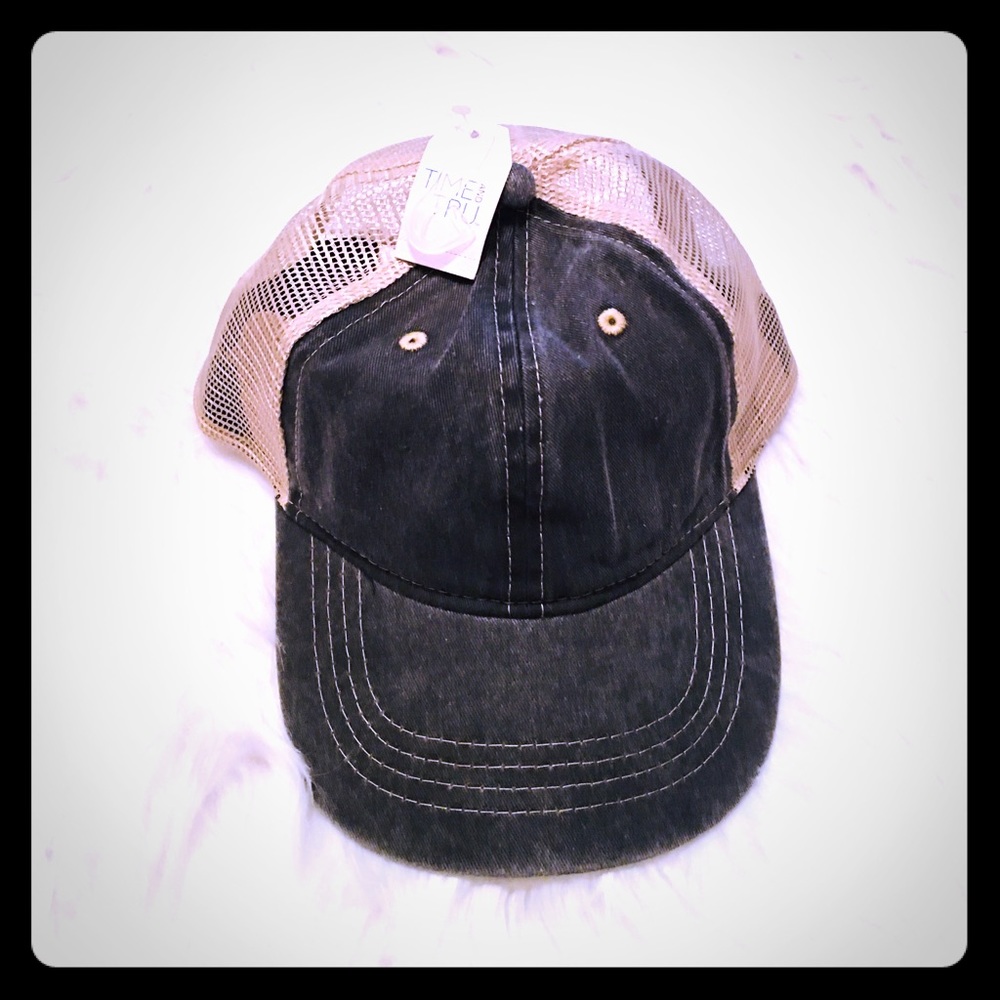 🆕 Time & Tru - Men’s Hat 🧢